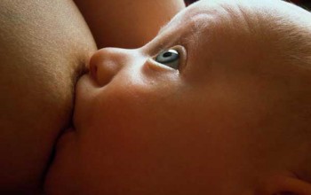 Особенности применения Синтомициновой мази для беременных и молодых мам